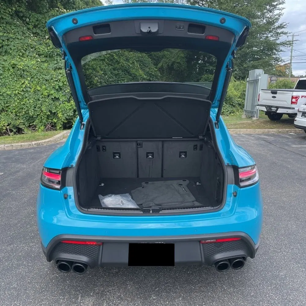 2022 Porsche Macan S
