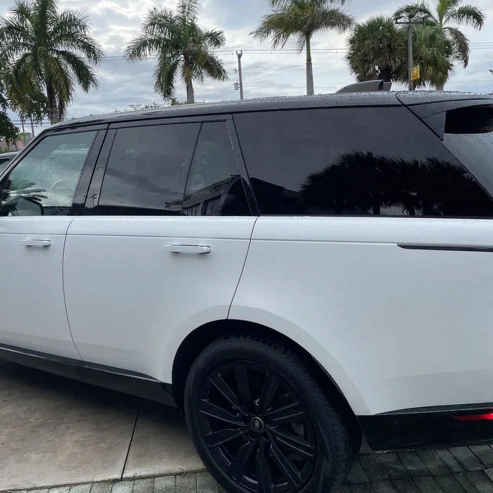 2023 Land Rover Range Rover P530 SE