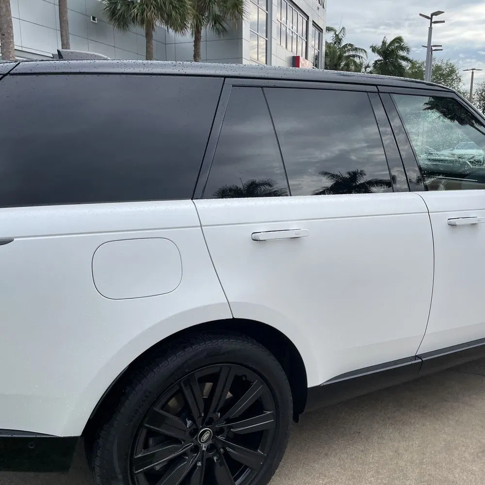 2023 Land Rover Range Rover P530 SE