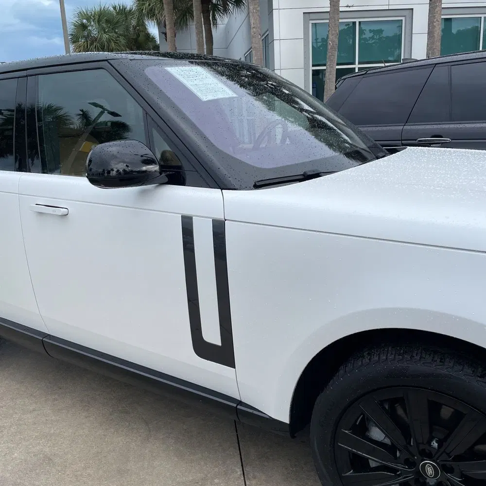2023 Land Rover Range Rover P530 SE
