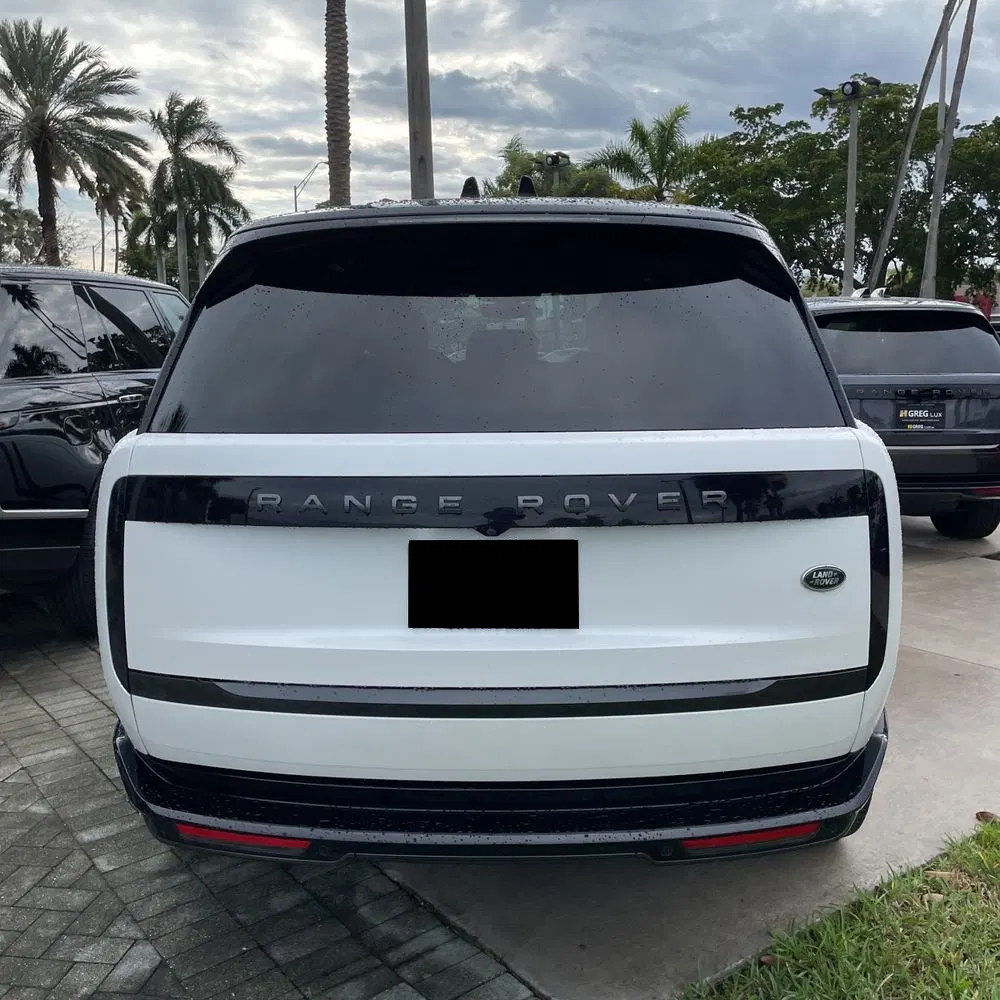 2023 Land Rover Range Rover P530 SE