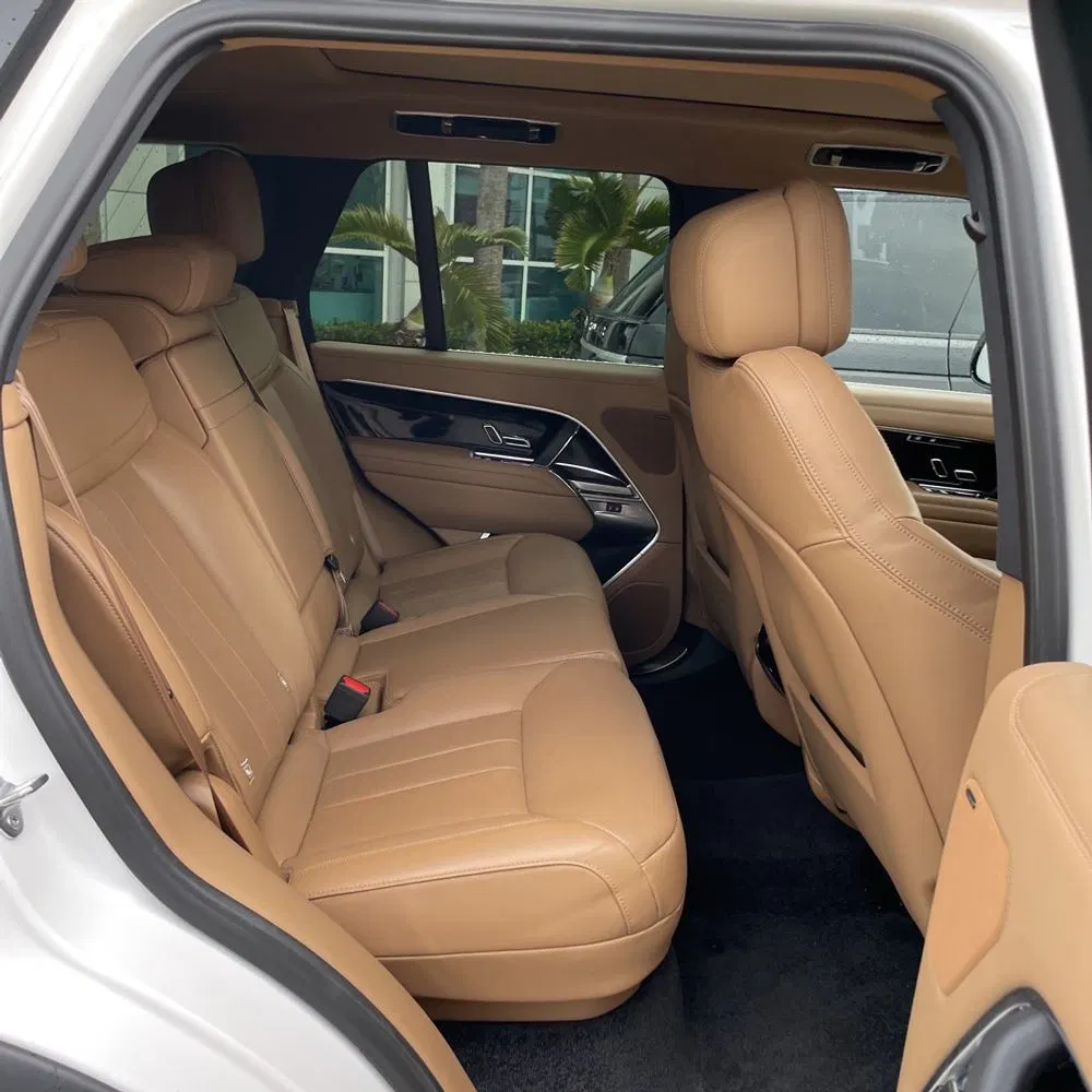 2023 Land Rover Range Rover P530 SE