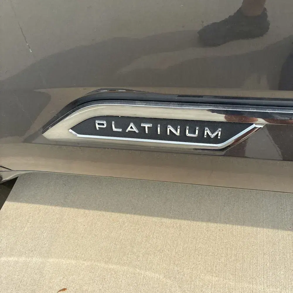2025 Toyota Tundra Platinum HV