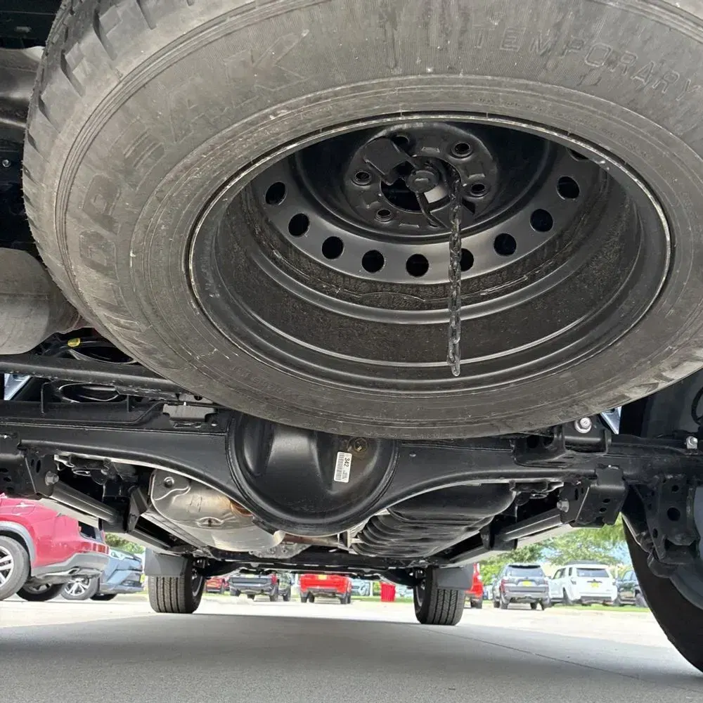 2025 Toyota Tundra Platinum HV