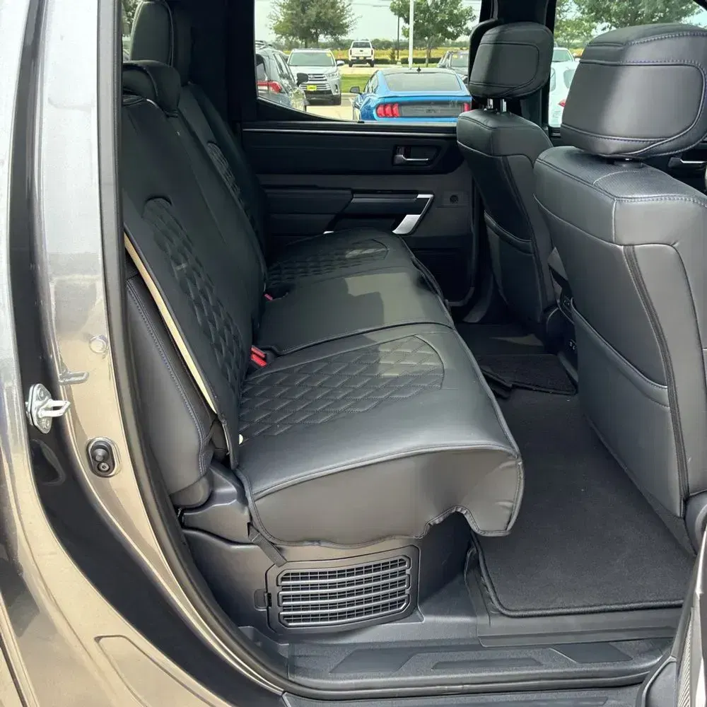 2025 Toyota Tundra Platinum HV