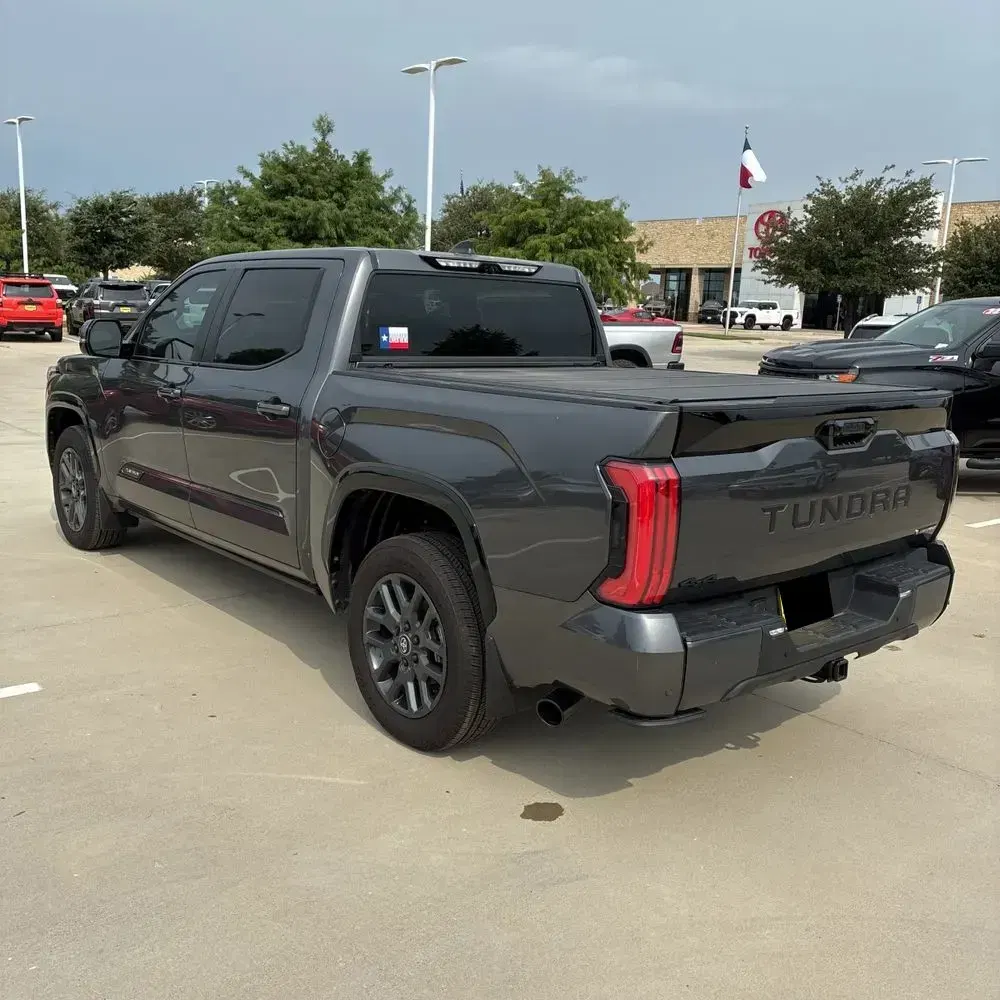 2025 Toyota Tundra Platinum HV
