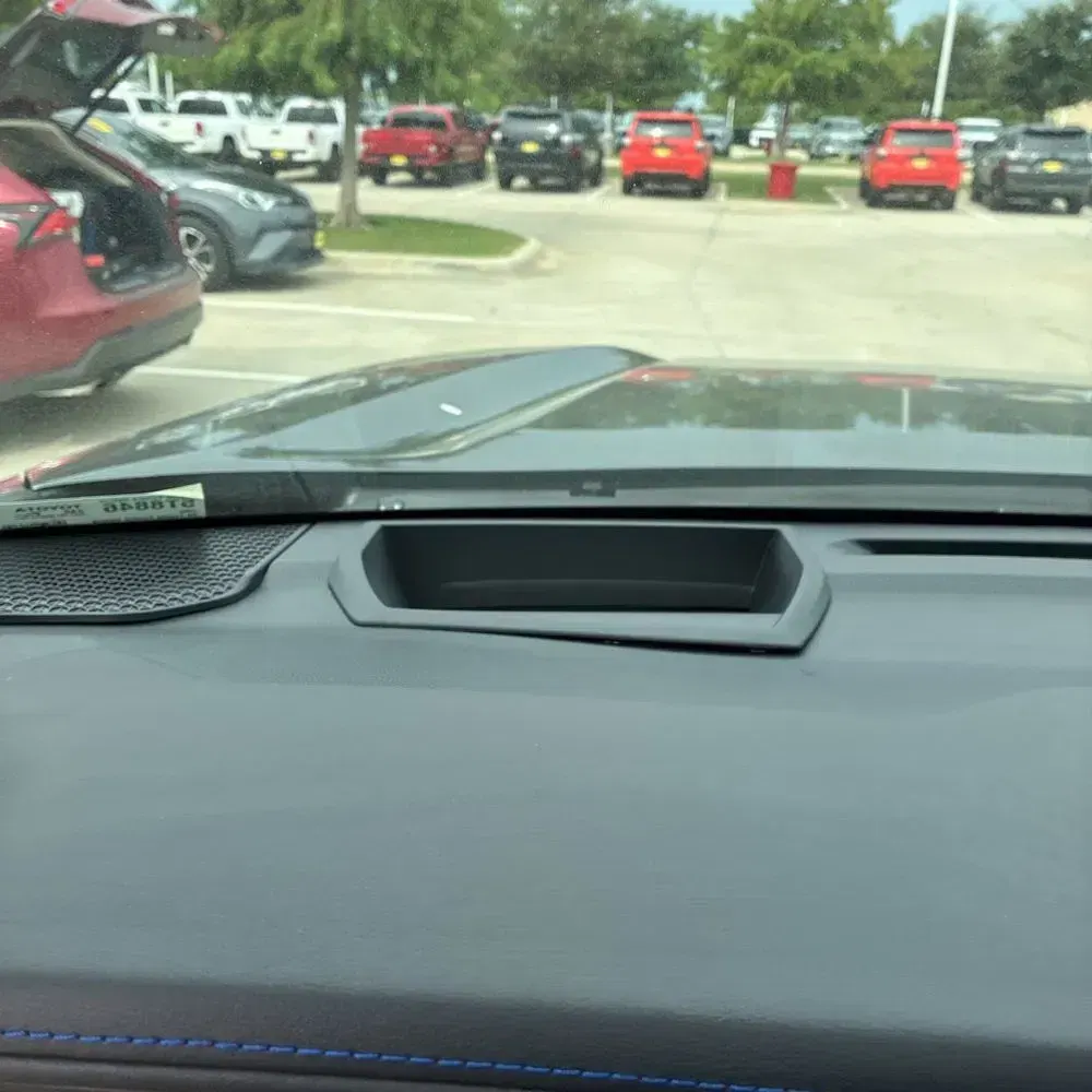 2025 Toyota Tundra Platinum HV