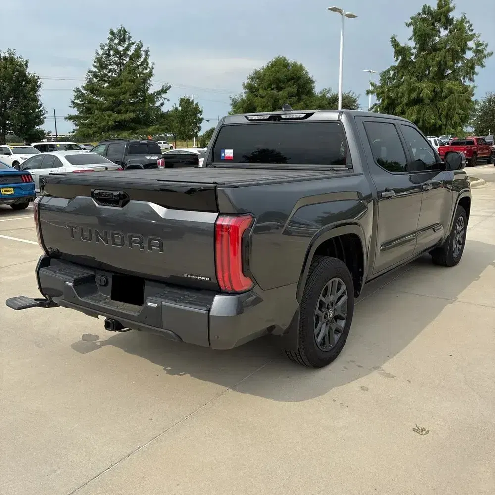 2025 Toyota Tundra Platinum HV