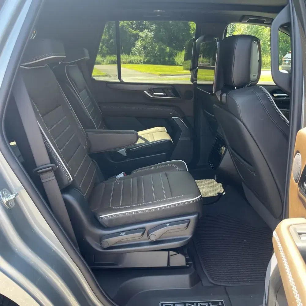 2025 GMC Yukon Denali Ultimate