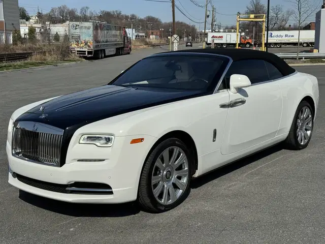 28k-Mile 2016 Rolls-Royce Dawn