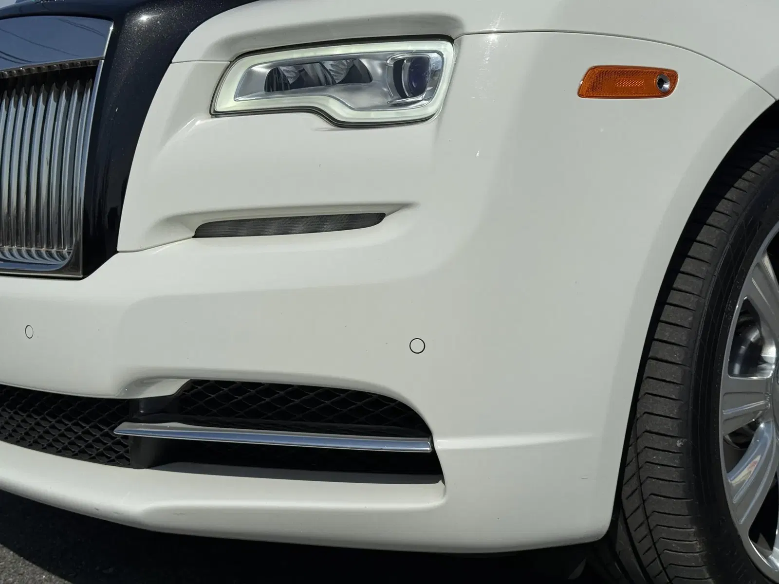 28k-Mile 2016 Rolls-Royce Dawn