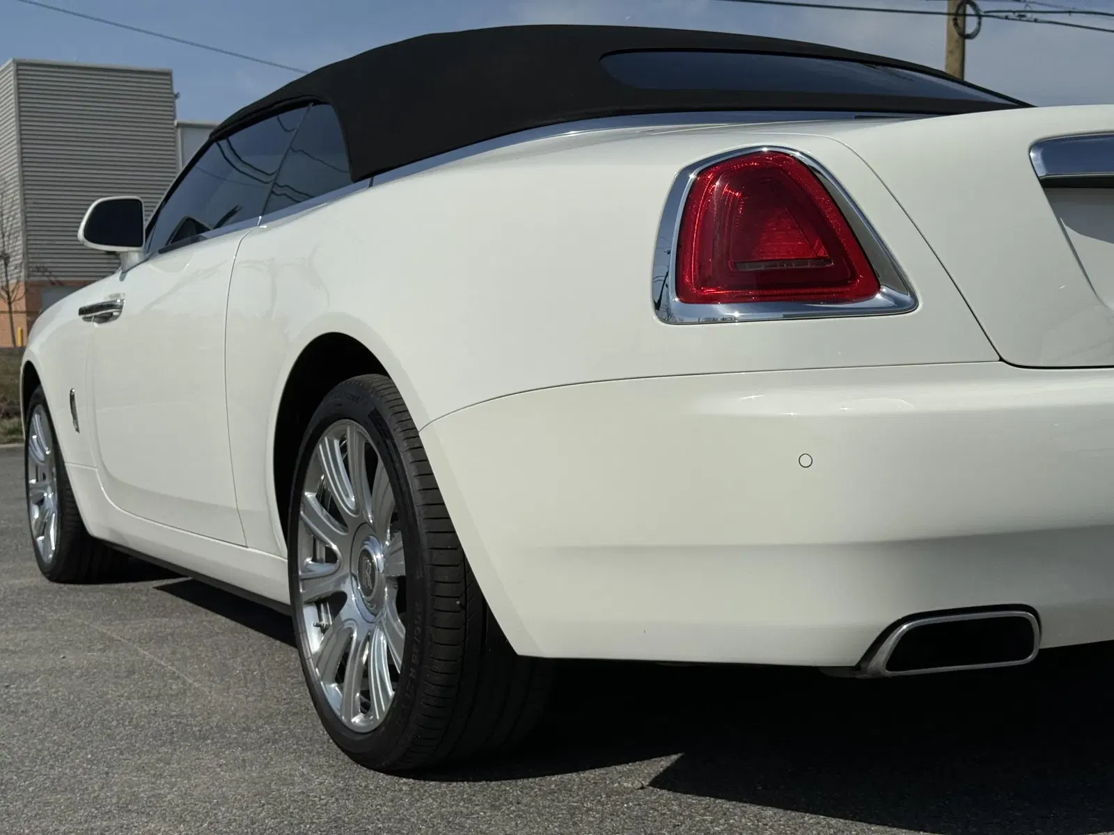 28k-Mile 2016 Rolls-Royce Dawn
