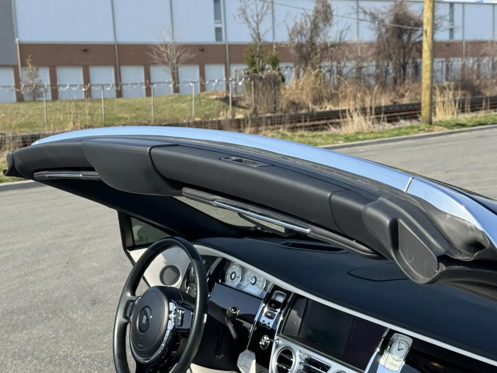 28k-Mile 2016 Rolls-Royce Dawn
