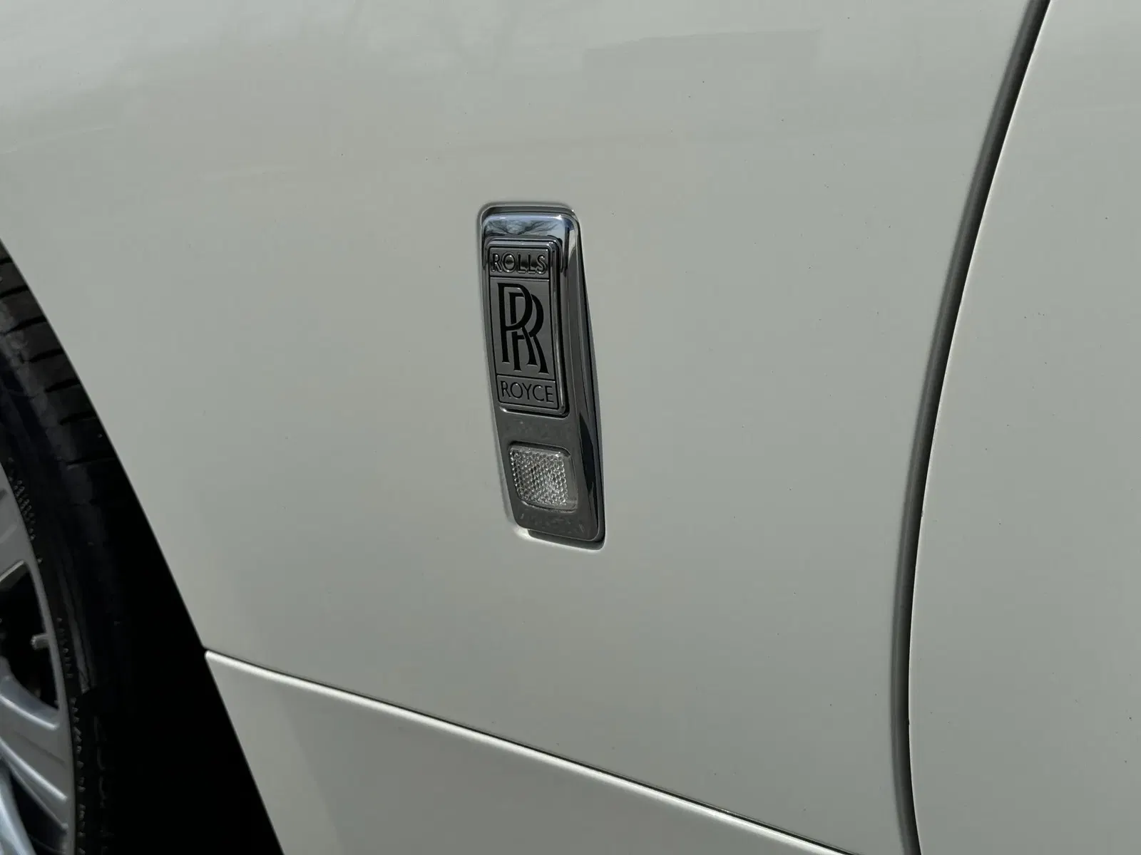28k-Mile 2016 Rolls-Royce Dawn