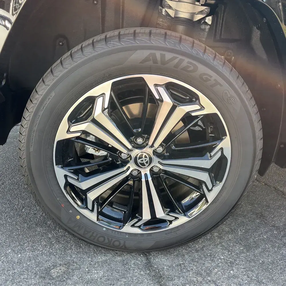 2025 Toyota RAV4 Plug-in Hybrid XSE