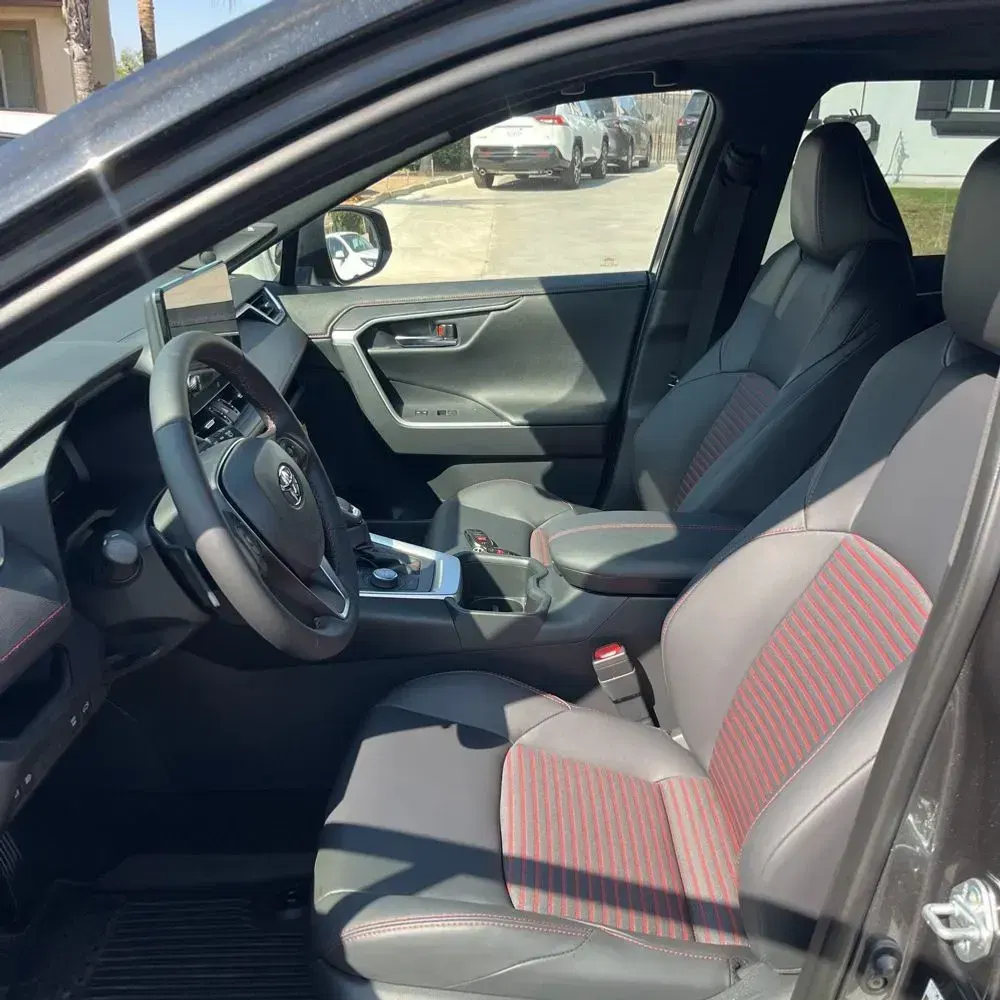 2025 Toyota RAV4 Plug-in Hybrid XSE
