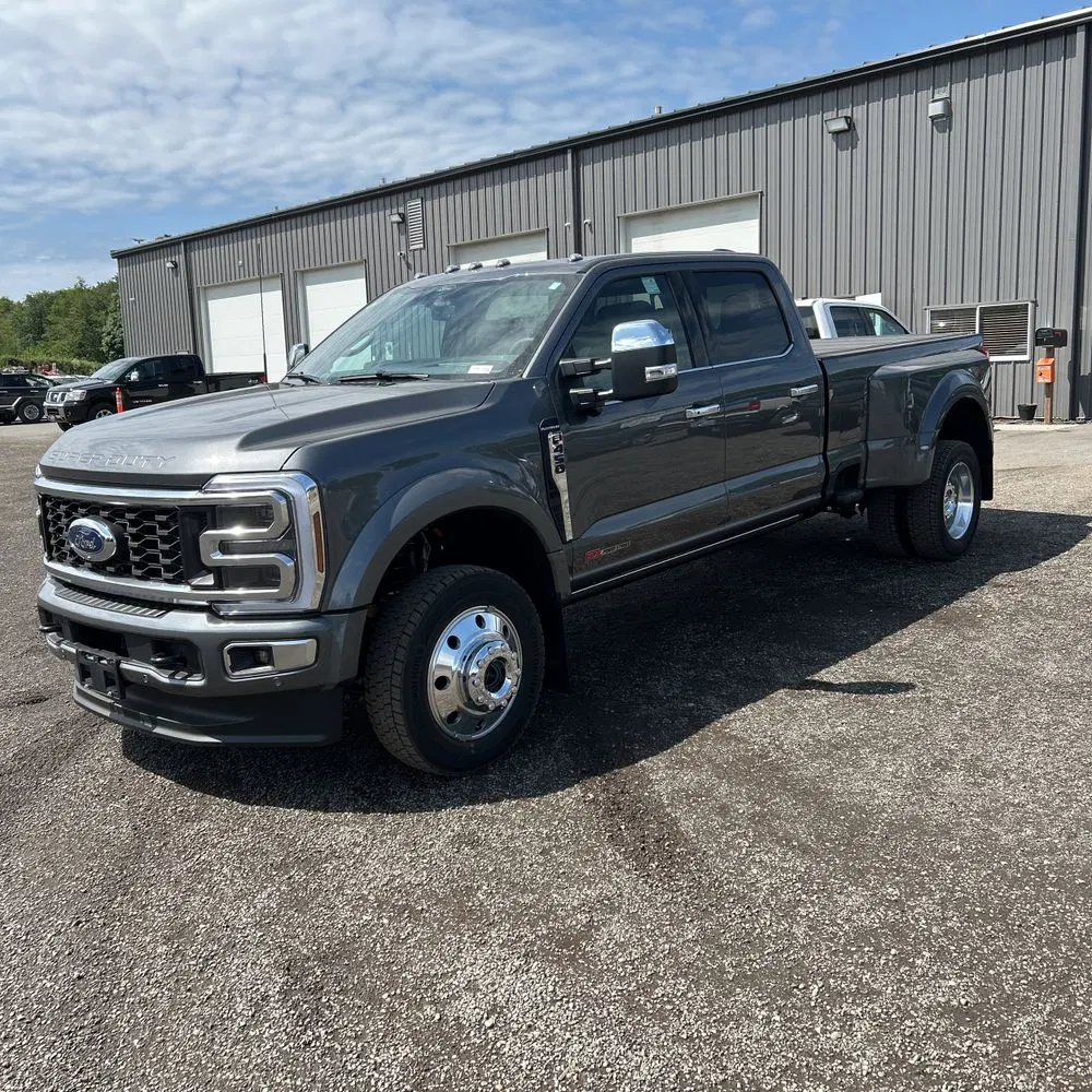 2025 Ford F450 S/D Platinum