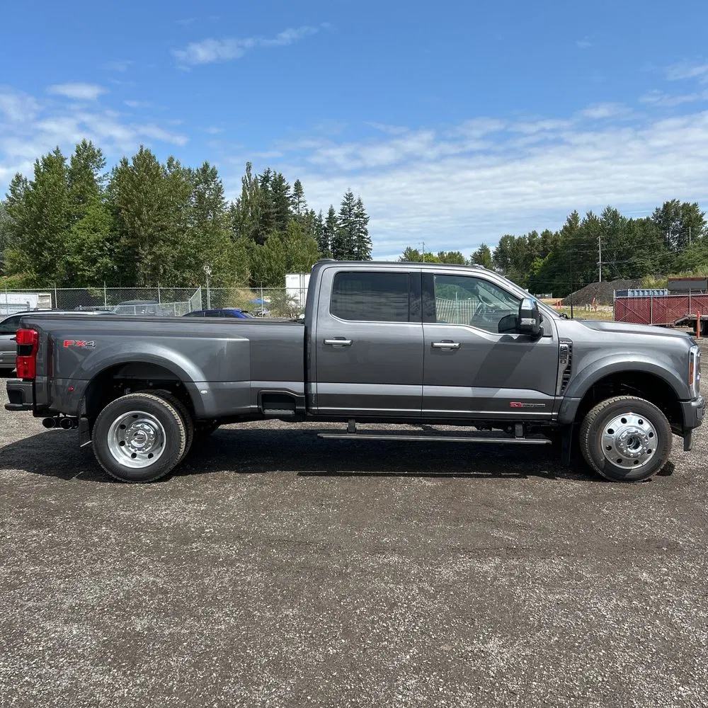 2025 Ford F450 S/D Platinum