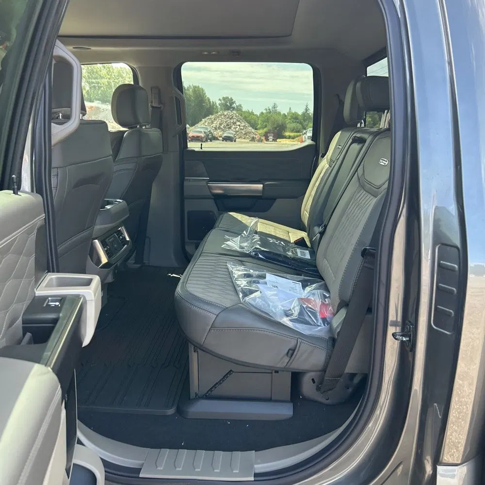 2025 Ford F450 S/D Platinum