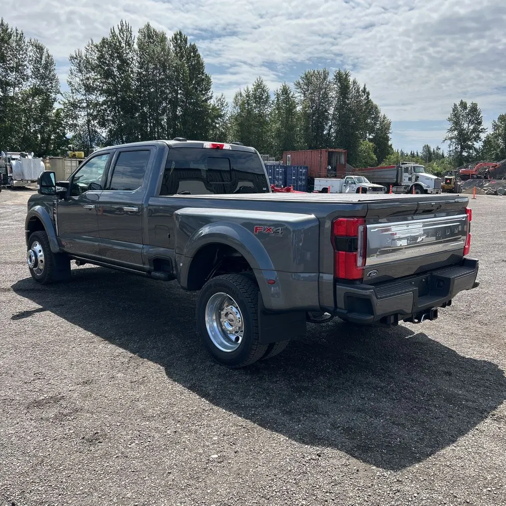 2025 Ford F450 S/D Platinum