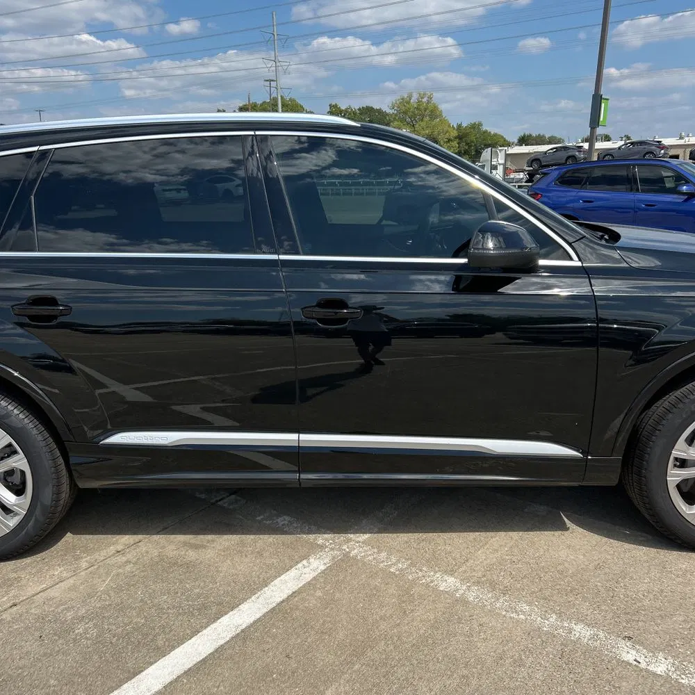 2025 Audi Q7 Premium 55