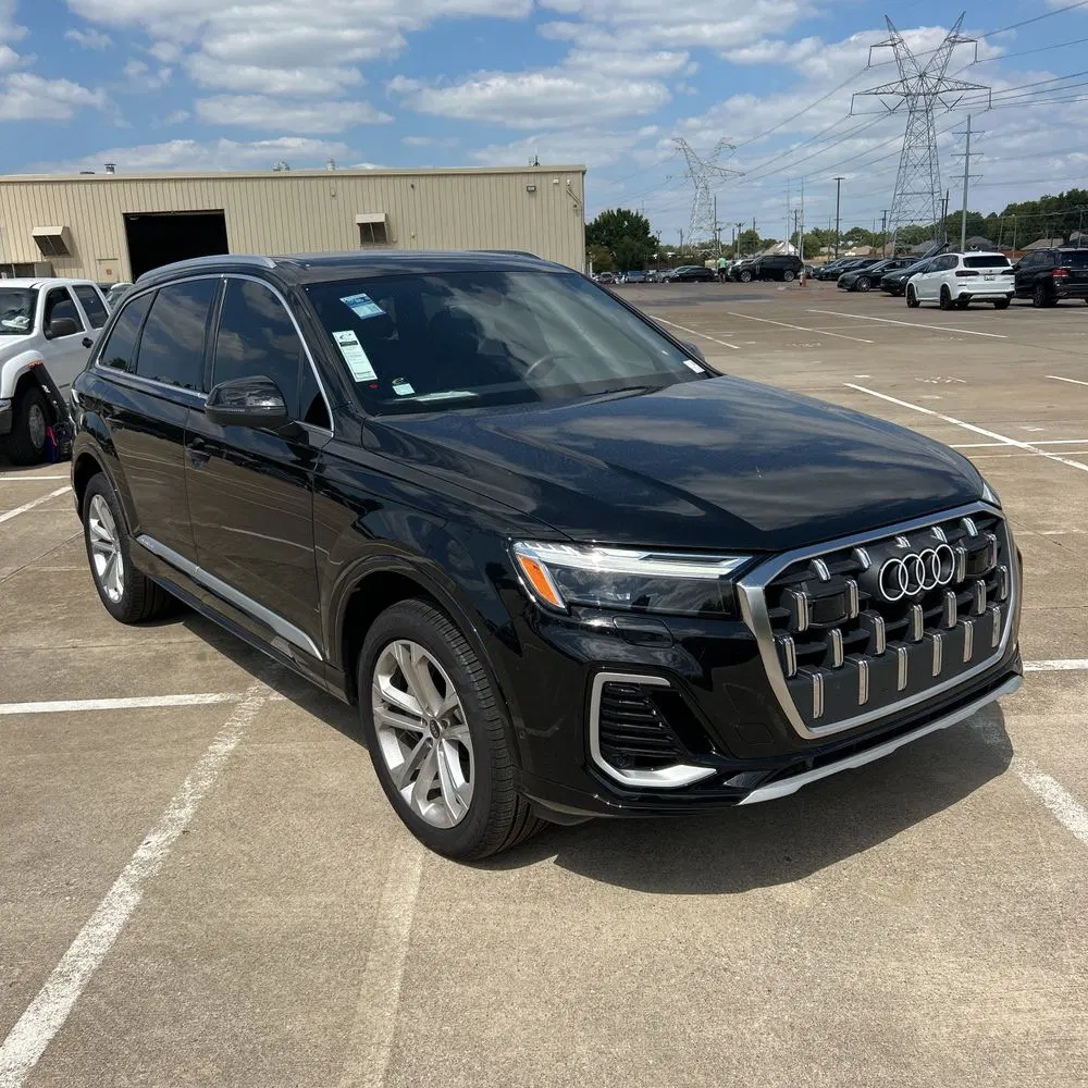 2025 Audi Q7 Premium 55
