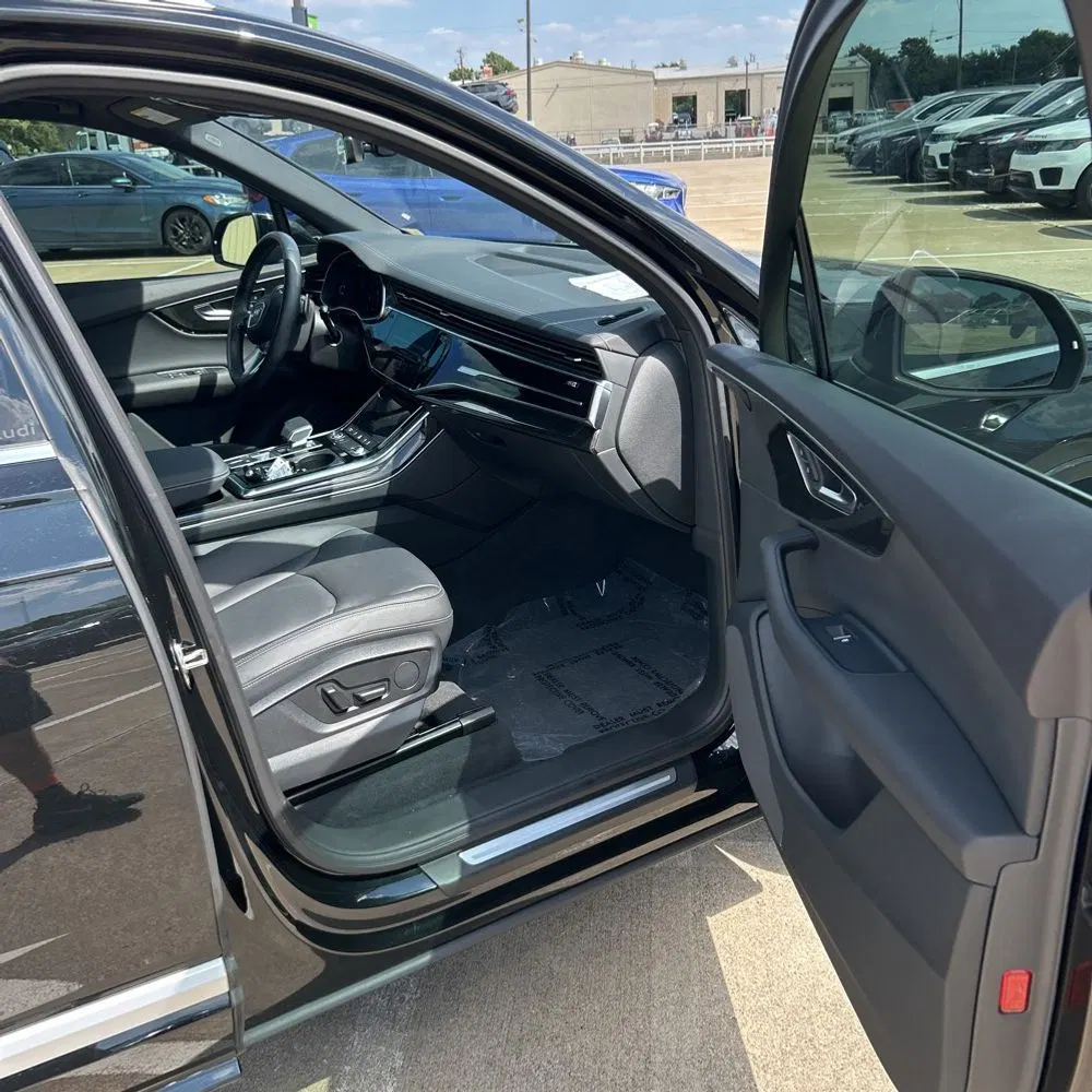 2025 Audi Q7 Premium 55
