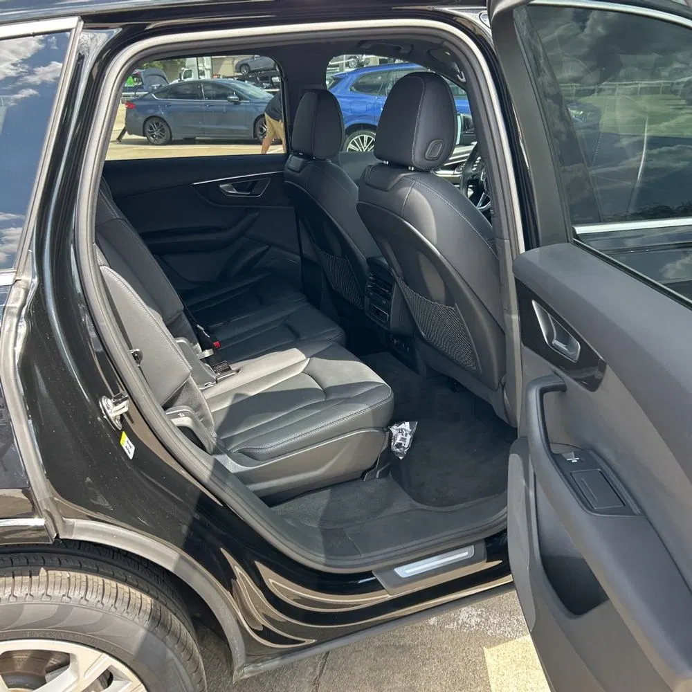 2025 Audi Q7 Premium 55