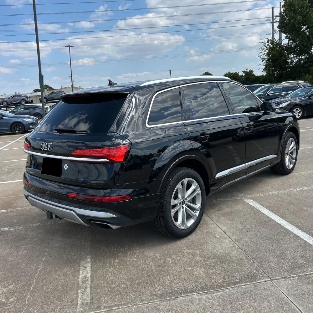 2025 Audi Q7 Premium 55
