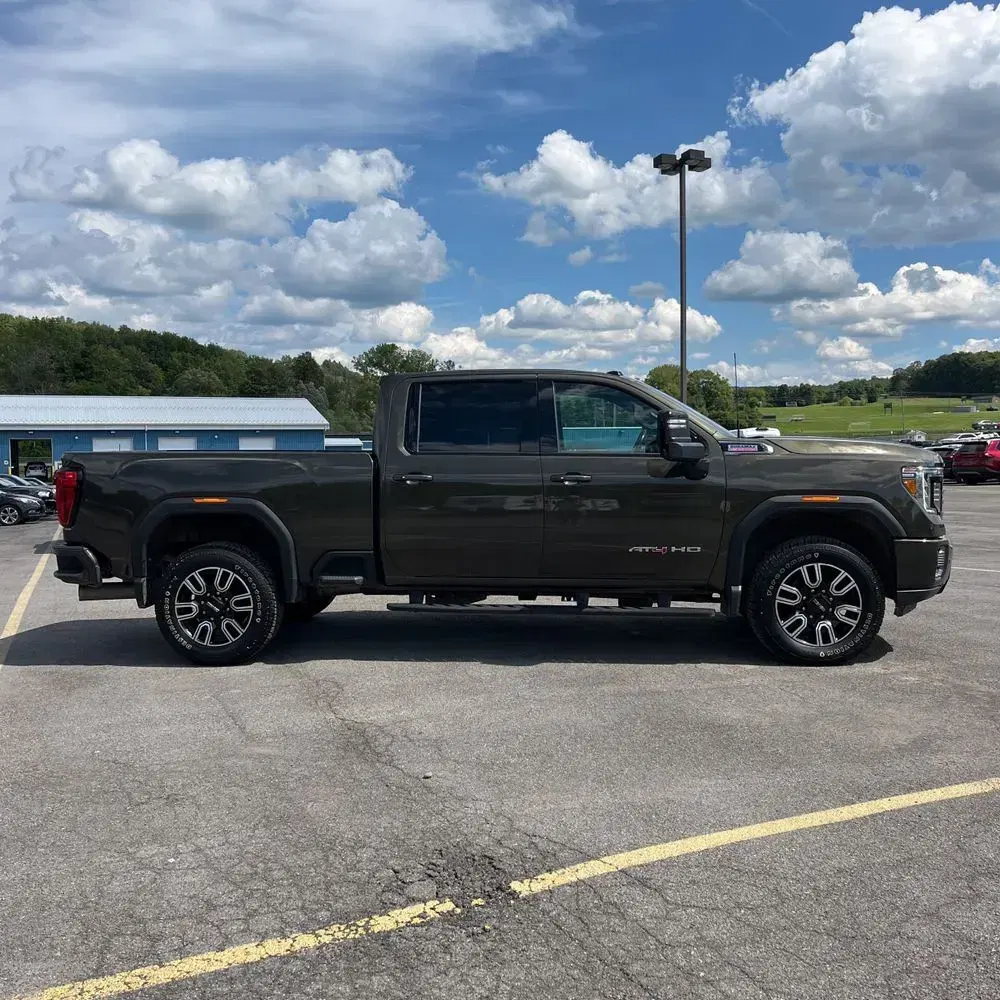 2023 GMC Sierra 2500HD AT4