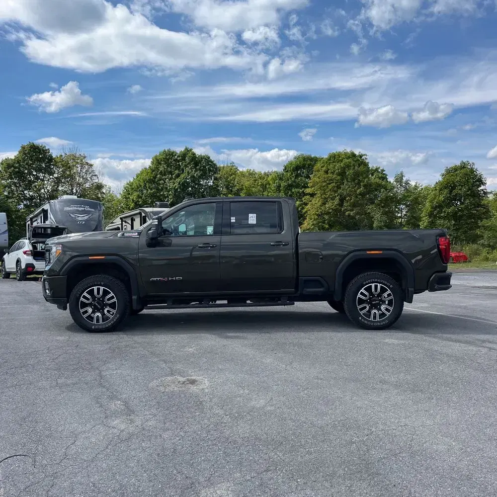2023 GMC Sierra 2500HD AT4