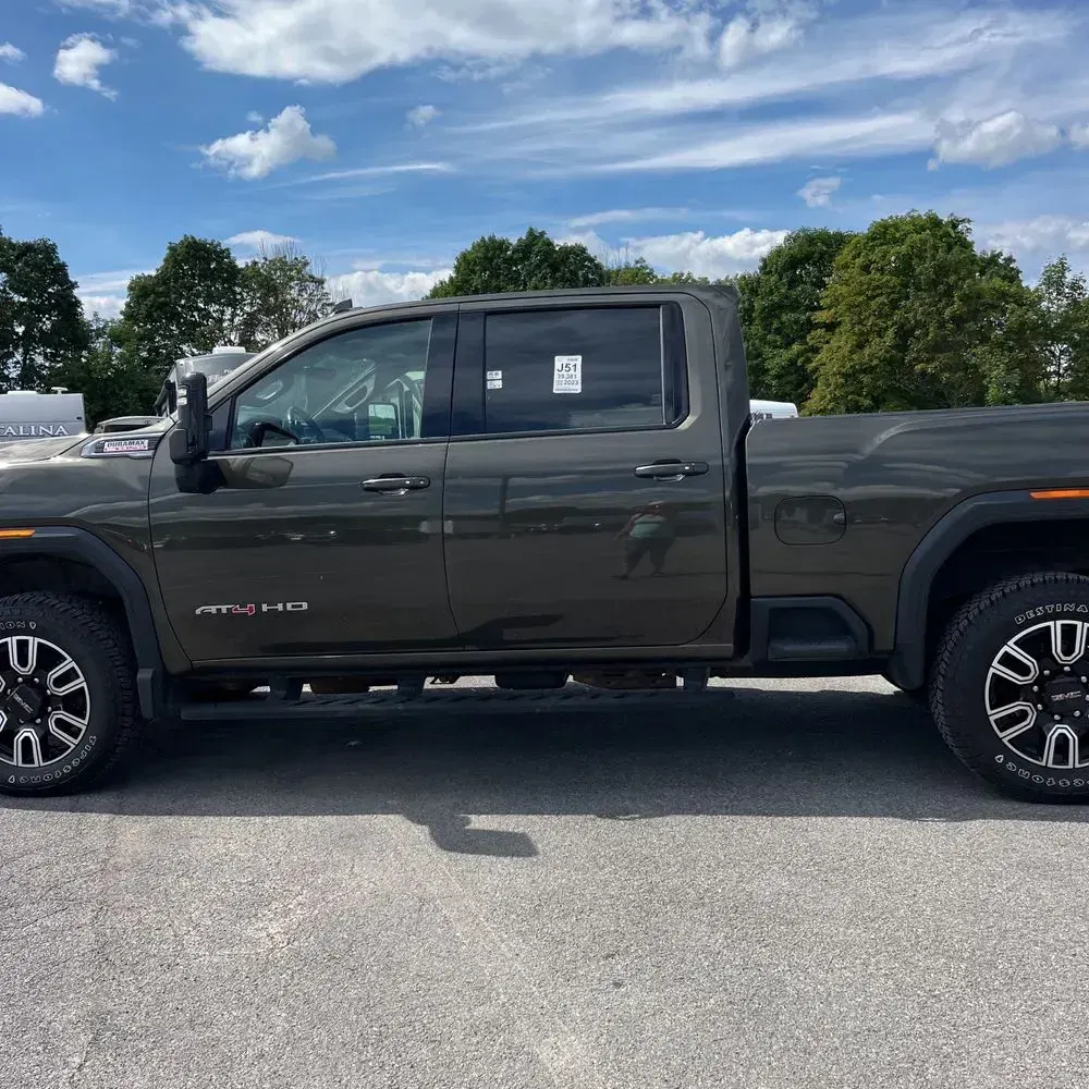 2023 GMC Sierra 2500HD AT4