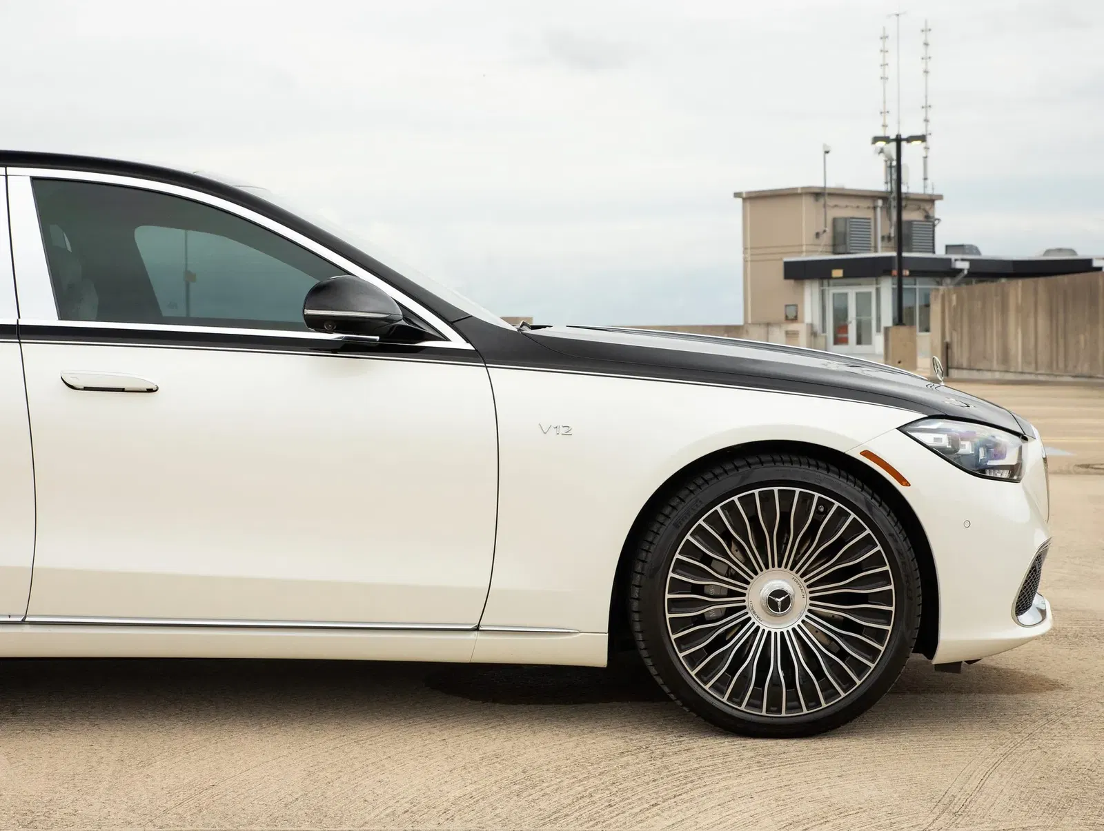 2023 Mercedes-Maybach S680 4MATIC Sedan