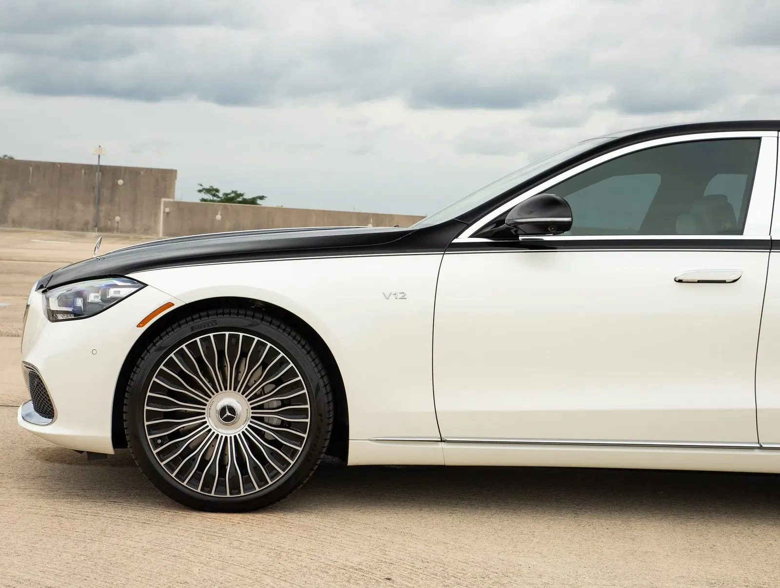 2023 Mercedes-Maybach S680 4MATIC Sedan