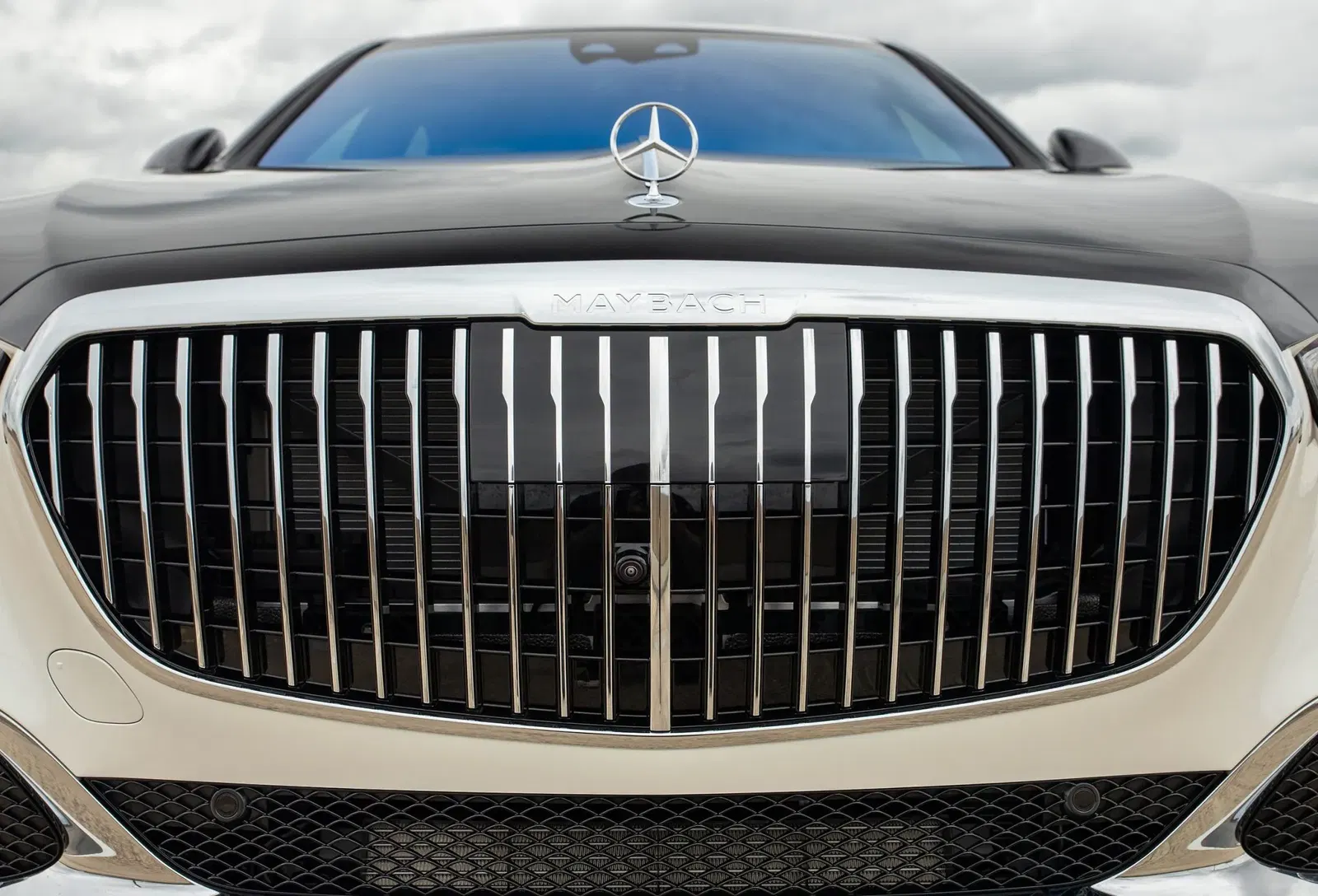 2023 Mercedes-Maybach S680 4MATIC Sedan