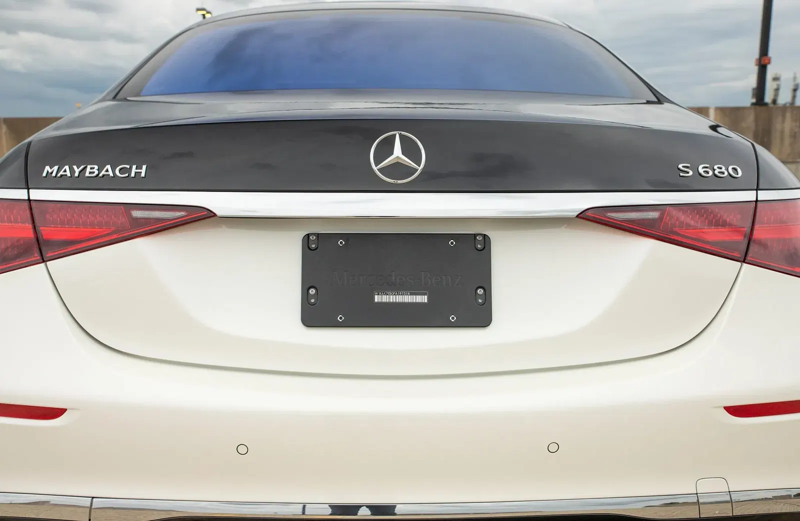 2023 Mercedes-Maybach S680 4MATIC Sedan