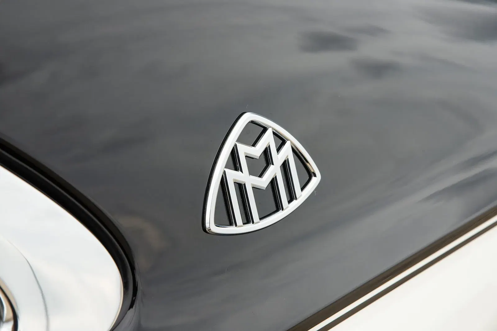 2023 Mercedes-Maybach S680 4MATIC Sedan