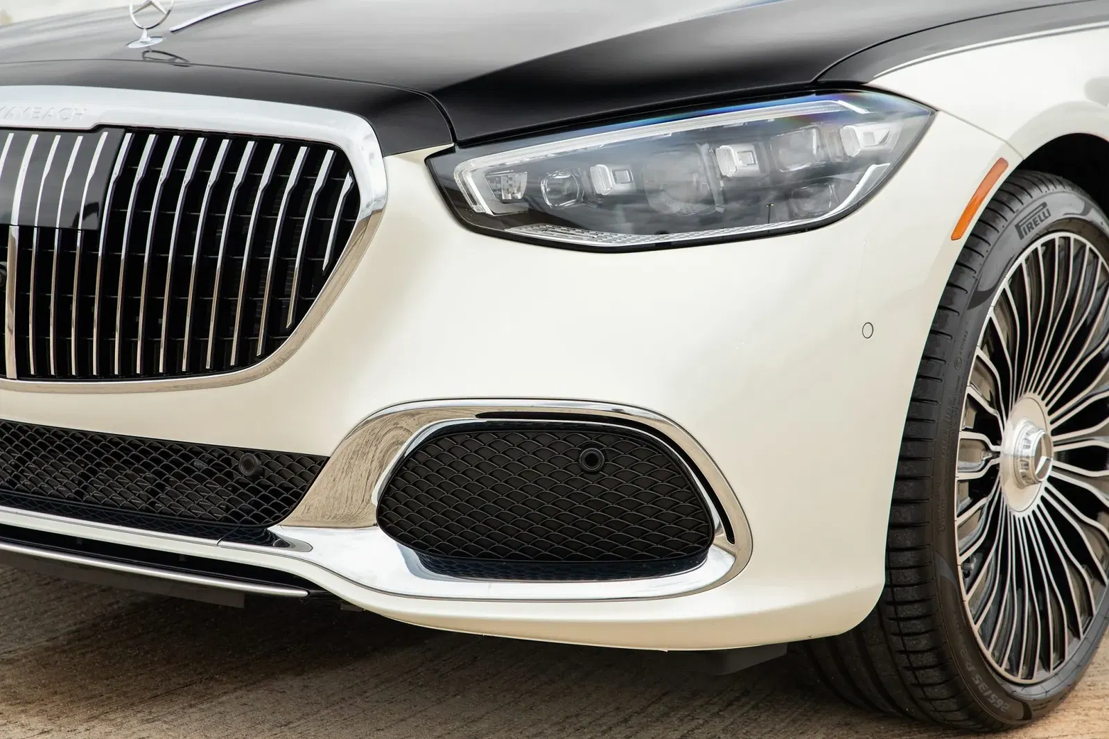 2023 Mercedes-Maybach S680 4MATIC Sedan