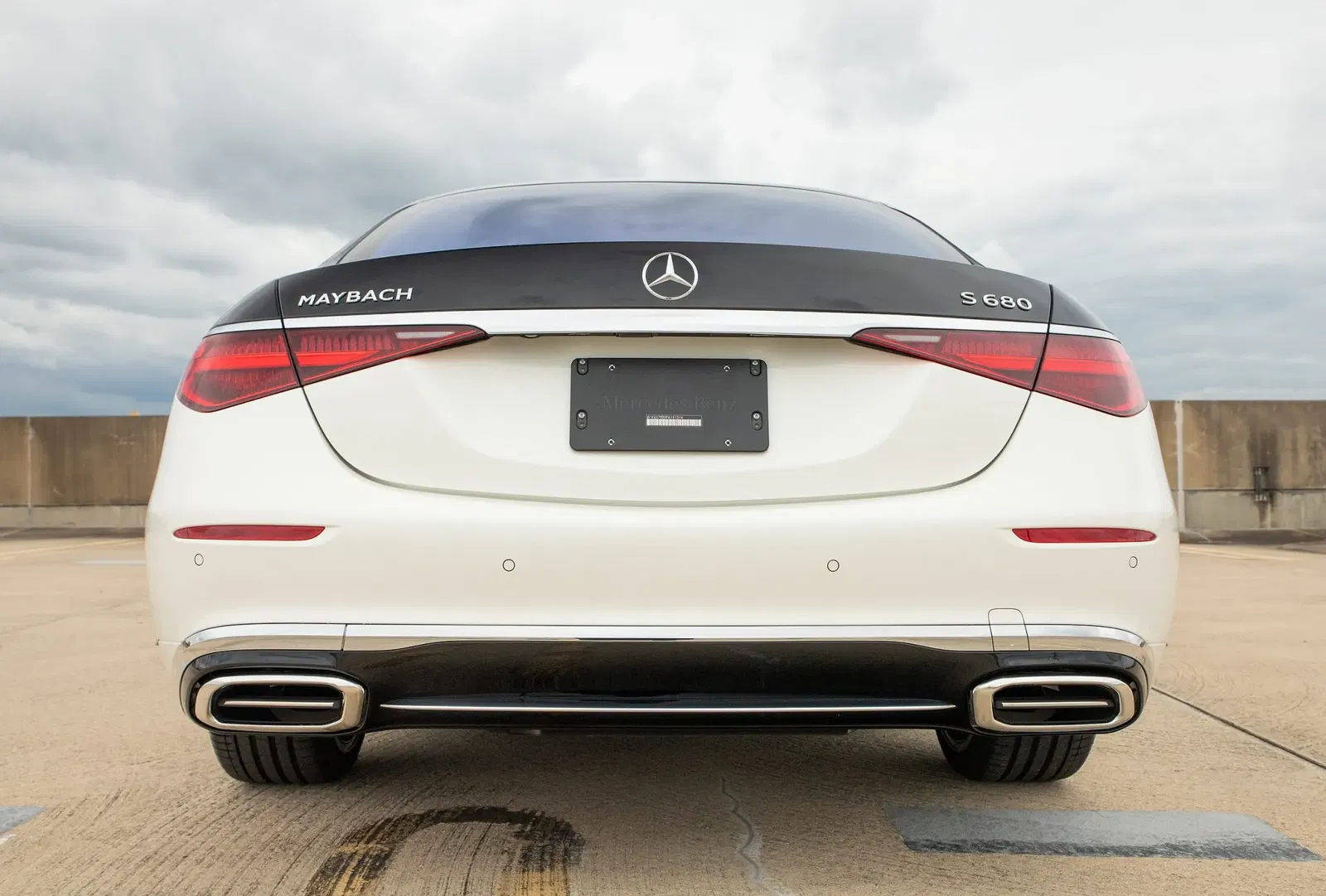 2023 Mercedes-Maybach S680 4MATIC Sedan