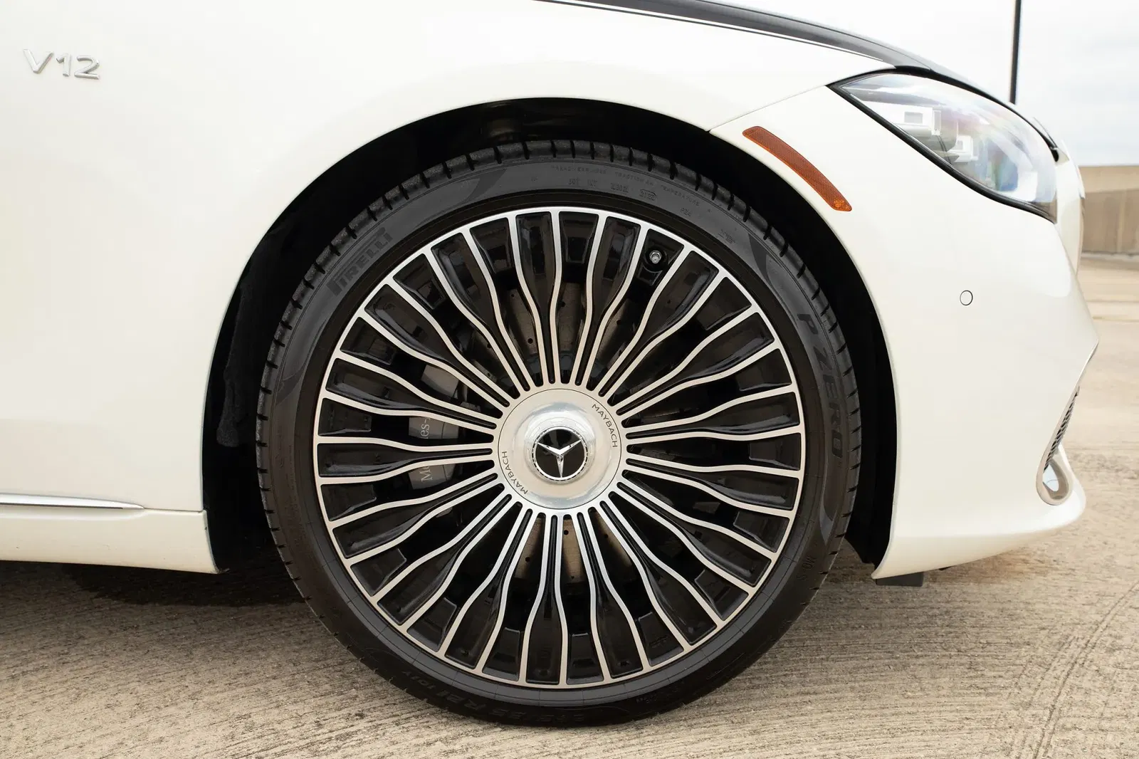 2023 Mercedes-Maybach S680 4MATIC Sedan