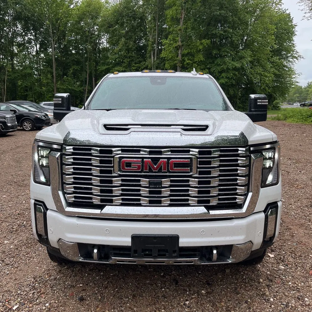2024 GMC Sierra 2500HD Denali