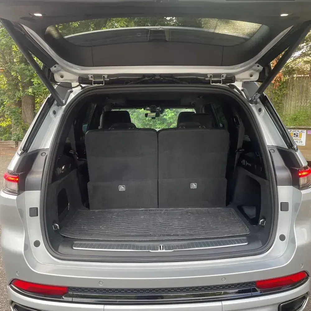 2023 Jeep Grand Cherokee L Summit Reserve