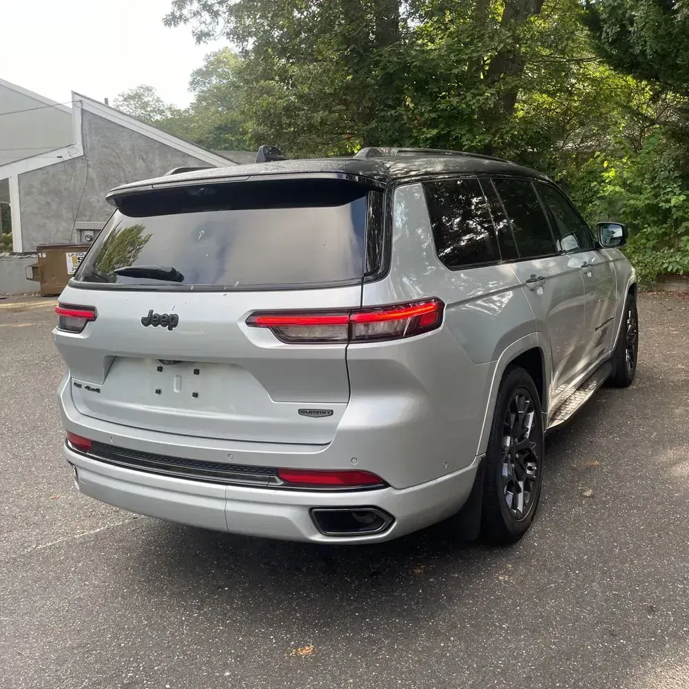 2023 Jeep Grand Cherokee L Summit Reserve