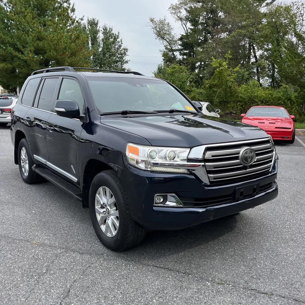 2016 Toyota Land Cruiser Base