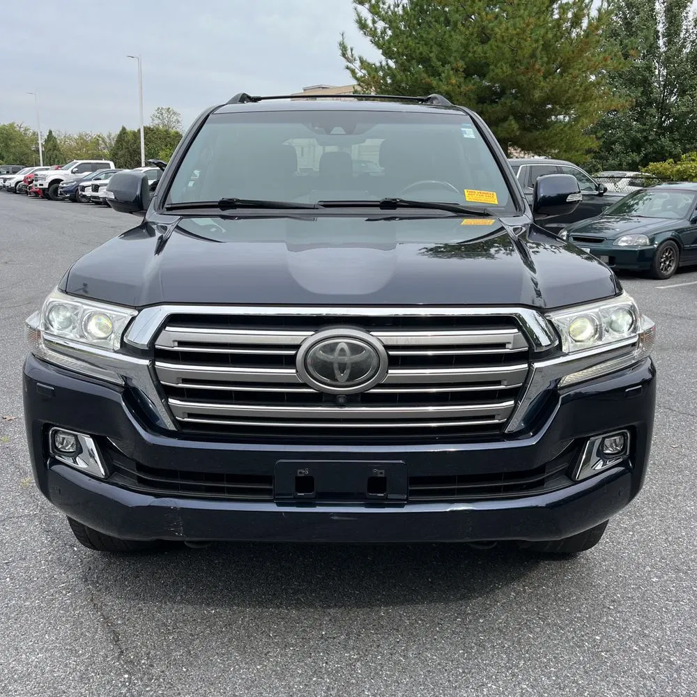 2016 Toyota Land Cruiser Base