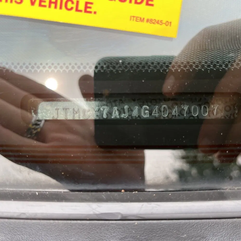 2016 Toyota Land Cruiser Base