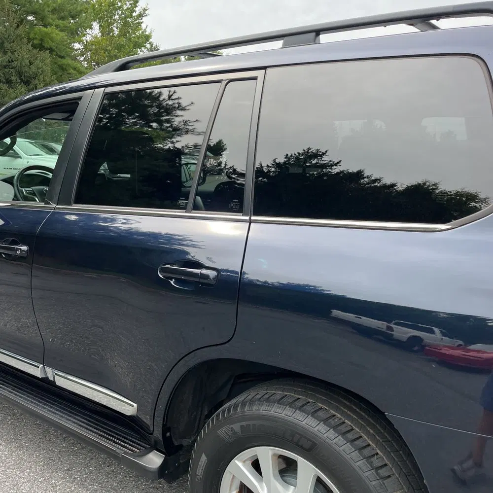 2016 Toyota Land Cruiser Base