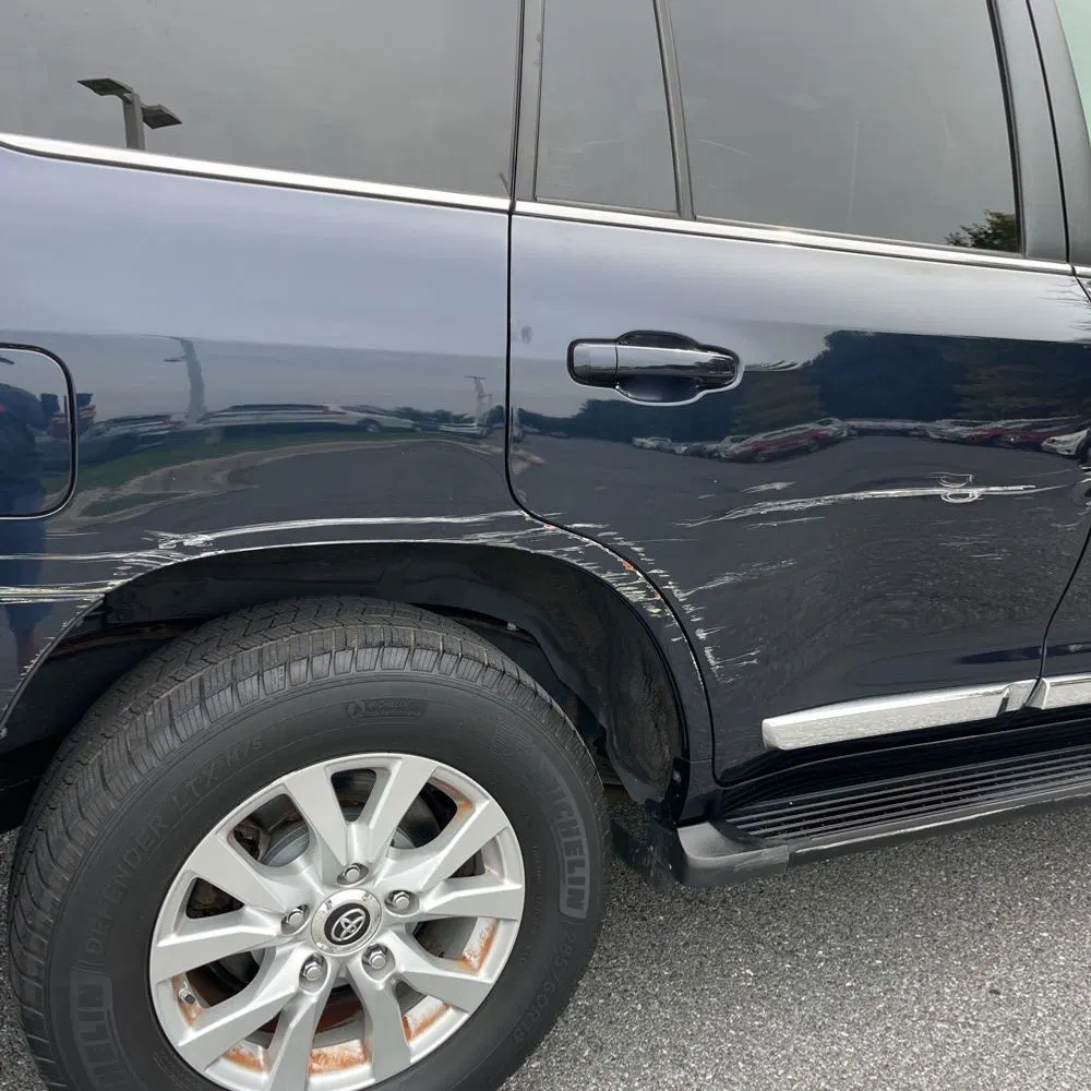 2016 Toyota Land Cruiser Base