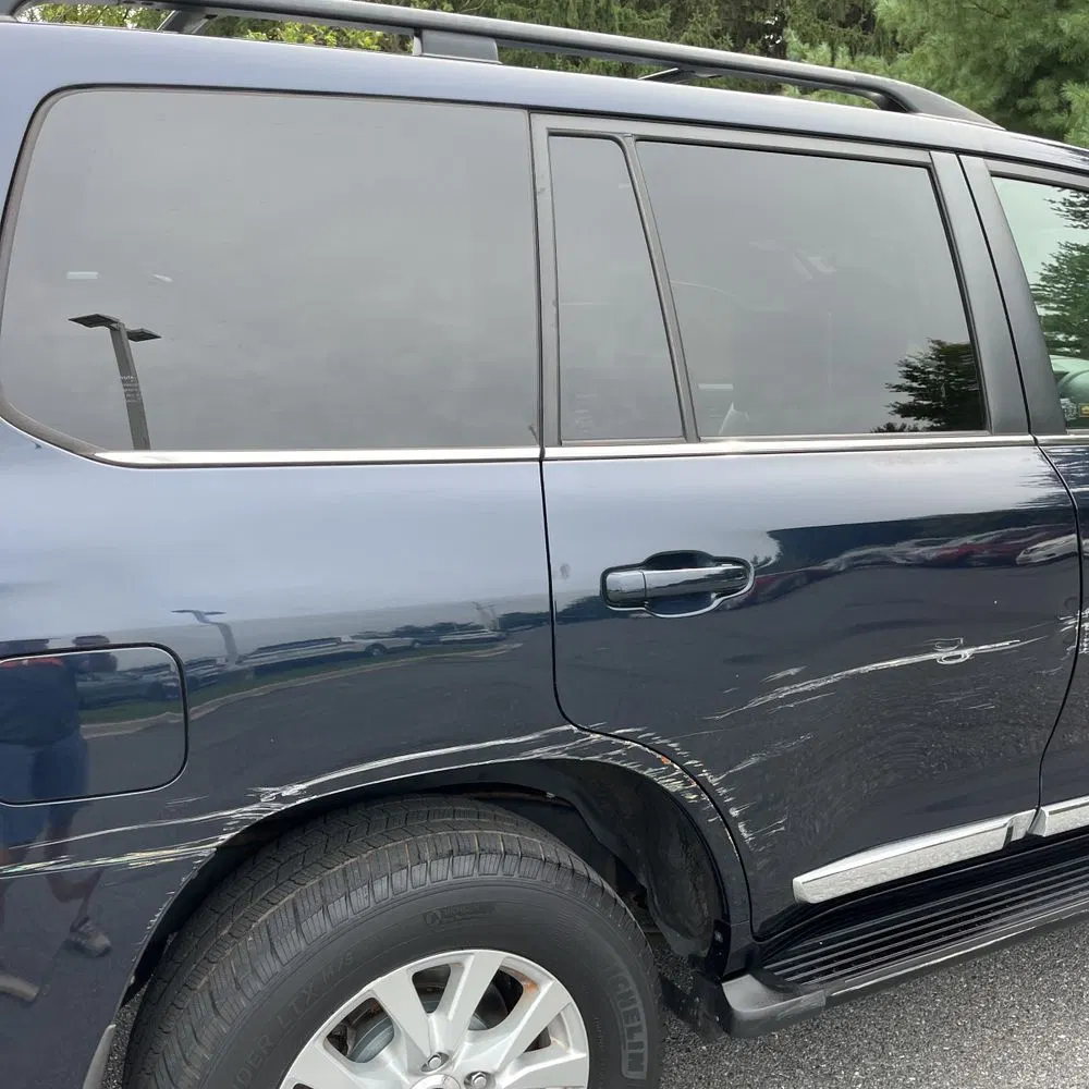 2016 Toyota Land Cruiser Base