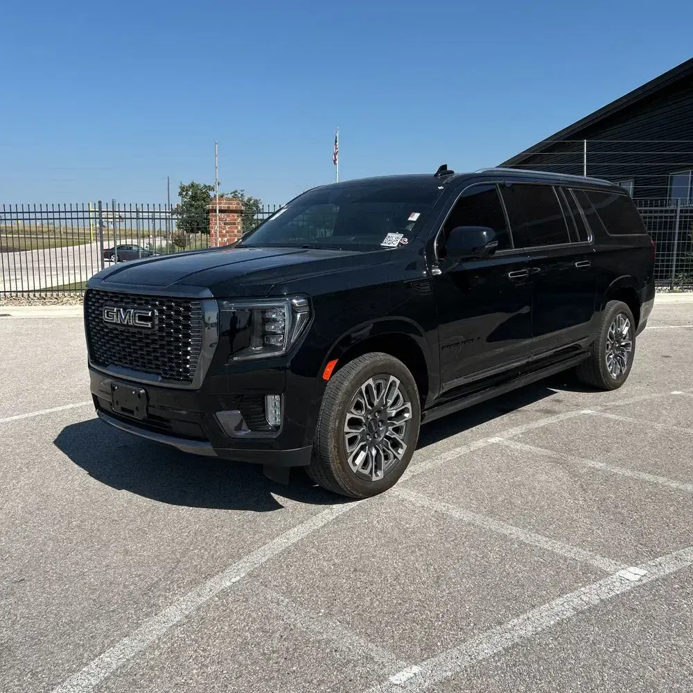 2023 GMC Yukon XL Denali Ultimate